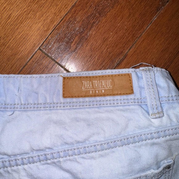 Zara Light Blue Frayed Jean Shorts - Picture 4 of 4